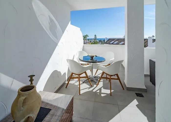 Eld1-stunning 2 Bedroom Penthouse In Puerto Banus 마르베야