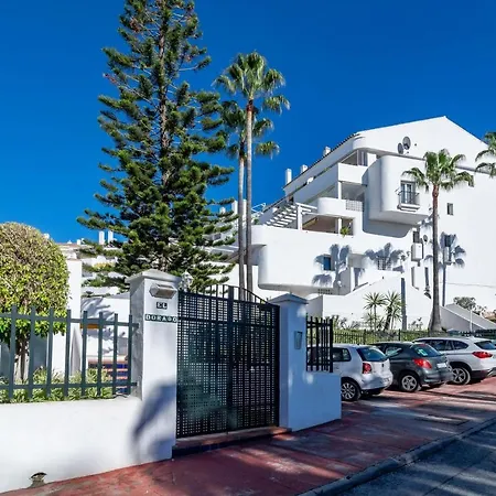 Eld1-stunning 2 Bedroom Penthouse In Puerto Banus *