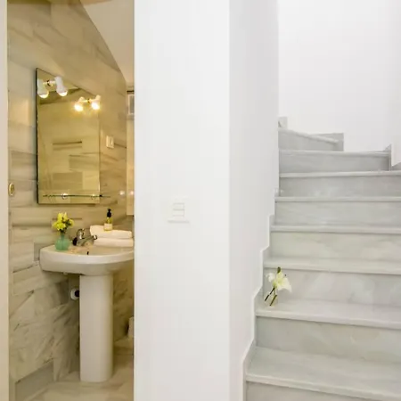 Eld1-stunning 2 Bedroom Penthouse In Puerto Banus Marbella