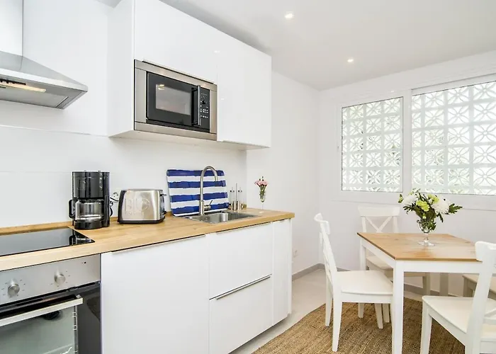 Eld1-stunning 2 Bedroom Penthouse In Puerto Banus *